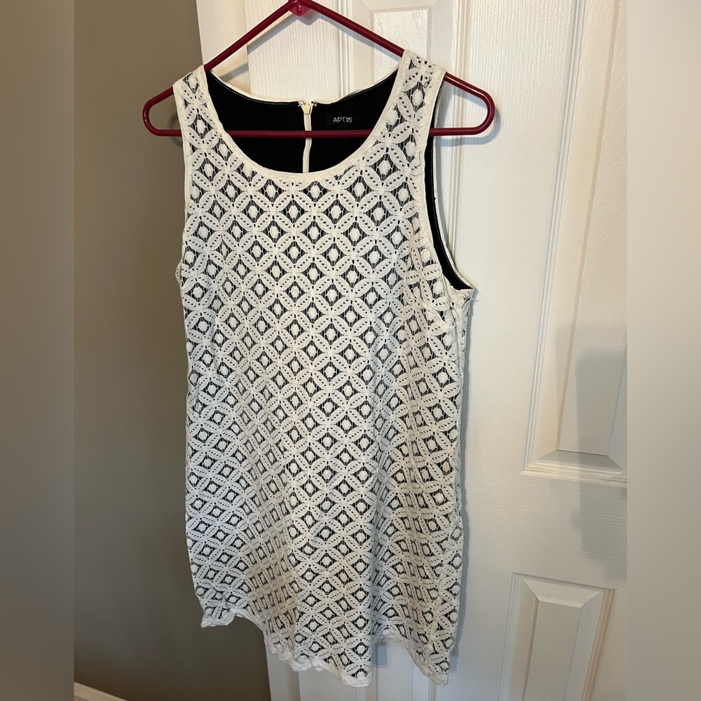 Apt. 9 Women's Black and White Sleeveless Dress
